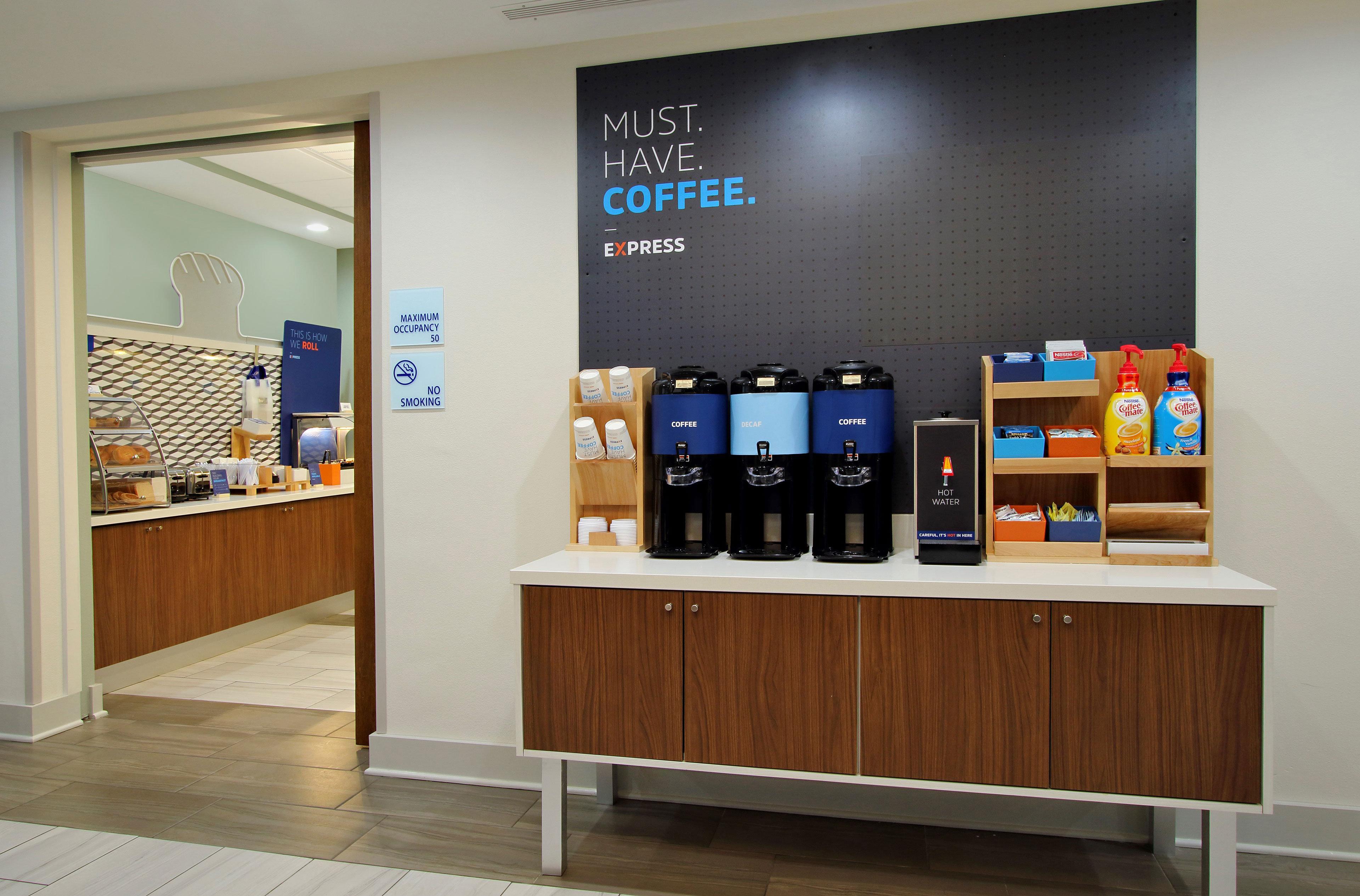 Holiday Inn Express Hotel & Suites Fredericksburg By Ihg Ngoại thất bức ảnh