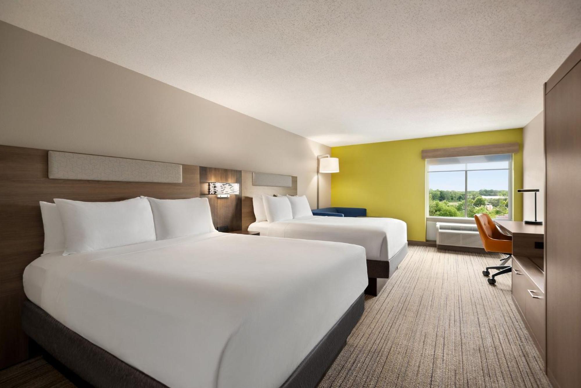 Holiday Inn Express Hotel & Suites Fredericksburg By Ihg Ngoại thất bức ảnh